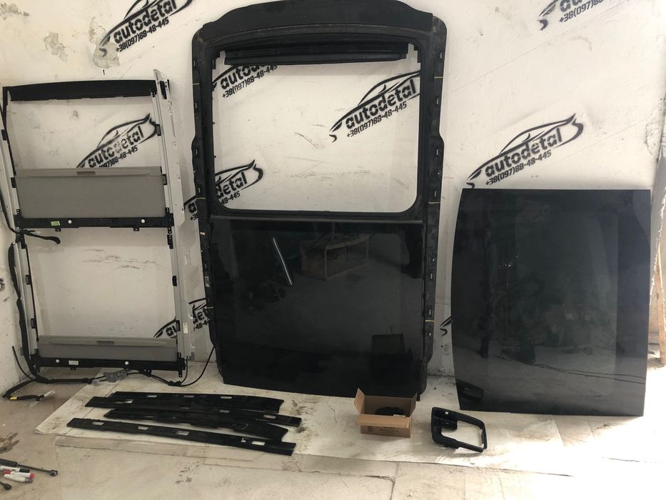 Панорама Kia Sportage SL 2010-15 люк спортедж 3 скло даху 816002P000