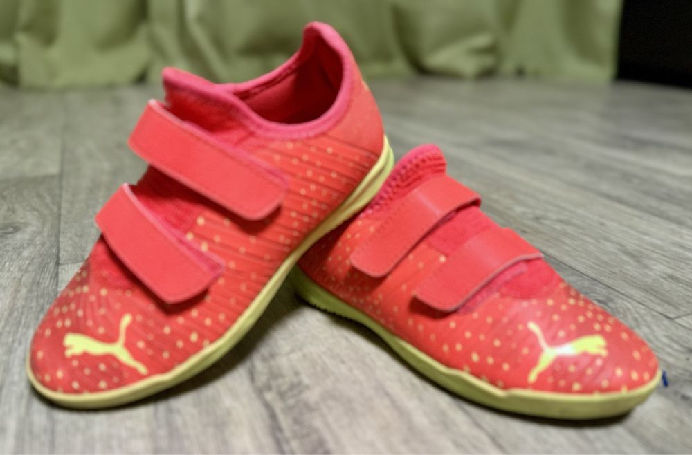 Футзалки (бампи) Puma Future Z 4.4 IT V Junior, р. 31.