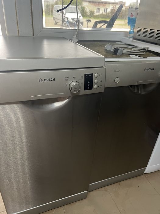 Вставна посудомийна машина bosch