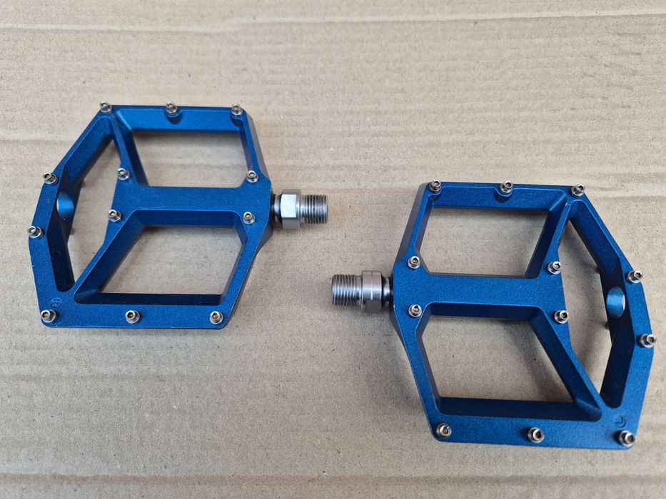 Продам топові педали Cube Acid Flat A3-ZPR