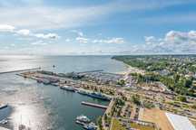 Sea Towers - widok na morze, miasto, port i plażę - hala garażowa