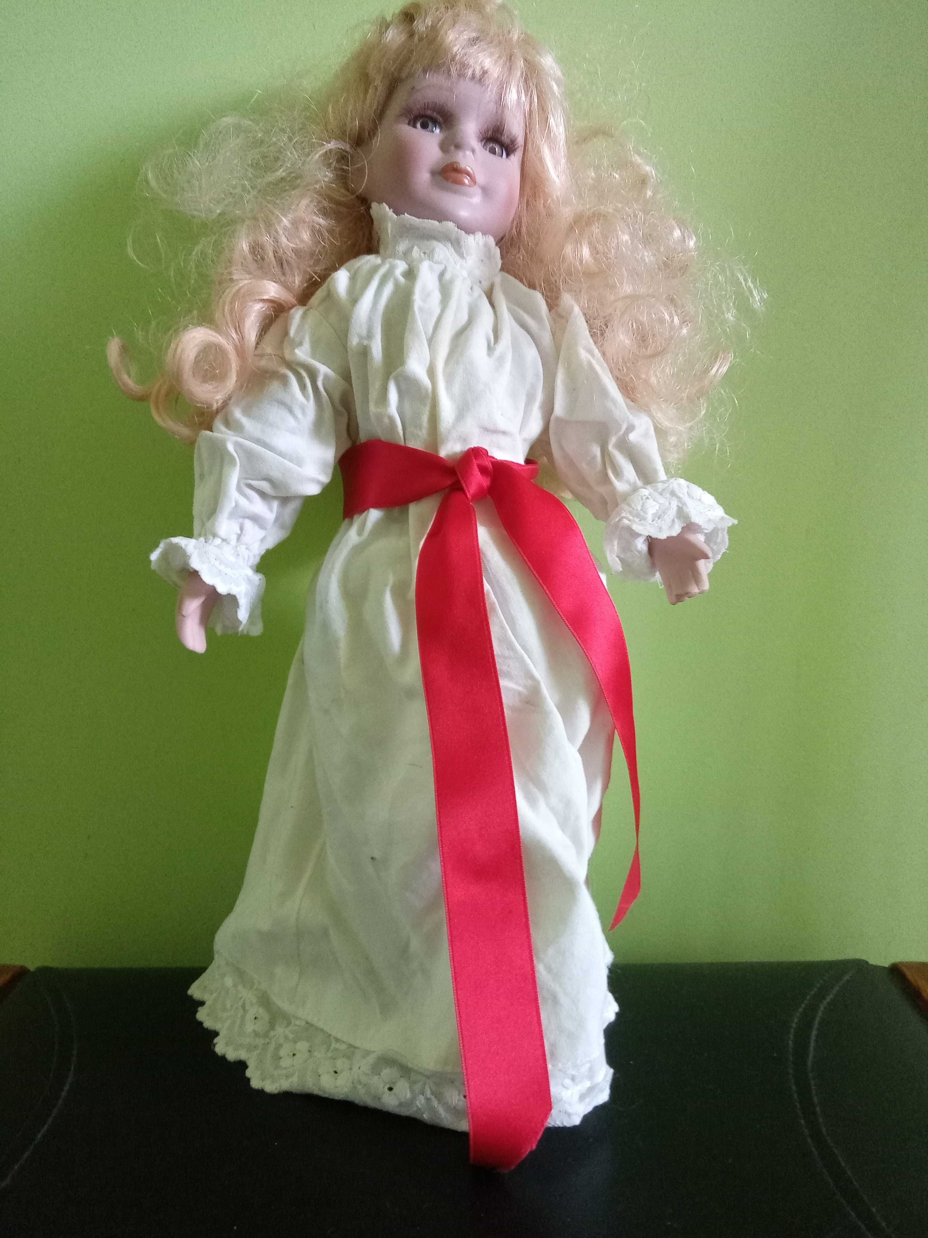 Stara porcelanowa lalka. 41cm.
