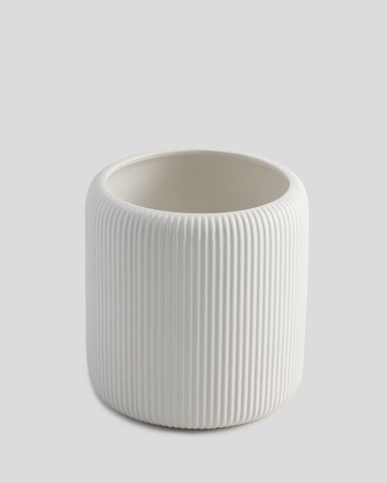 Керамічний горщик для квітів