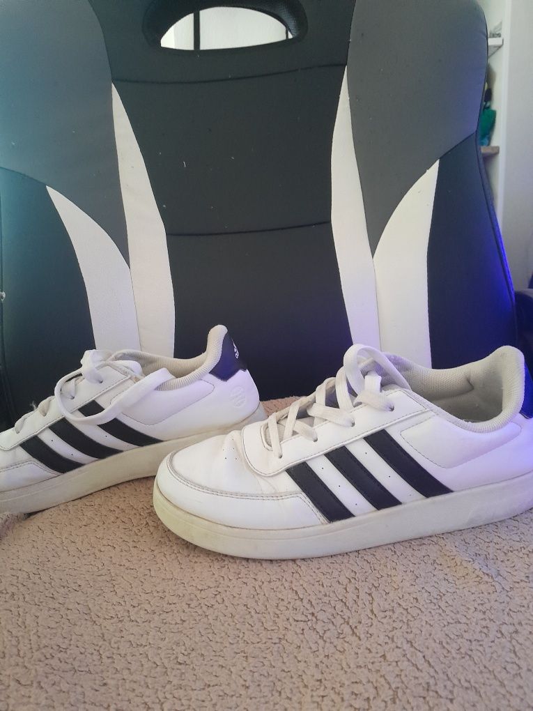 Tenis adidas breaknet