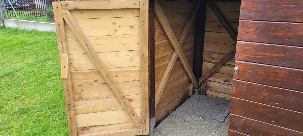 Domek drewniany dla dziecka, zjeżdżalnia, ścianka wspina.2 huśtawki
