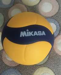 Mikasa V300W волейбольний м‘яч