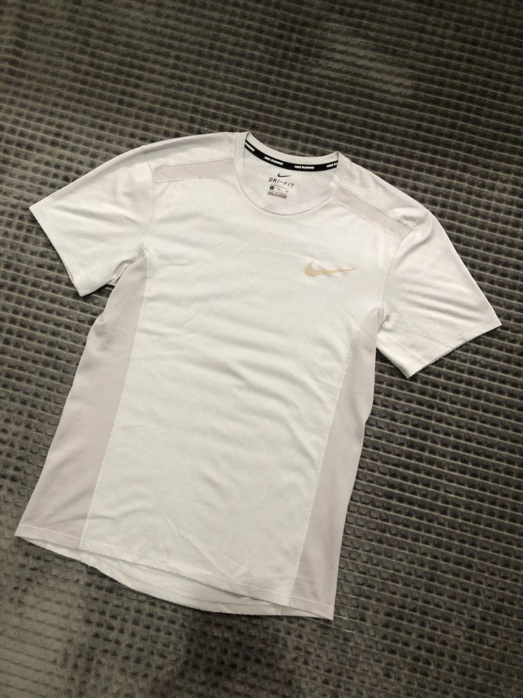 NIKE DRI-FIT (S) Sport Running футболка мужская спортивная летняя лето