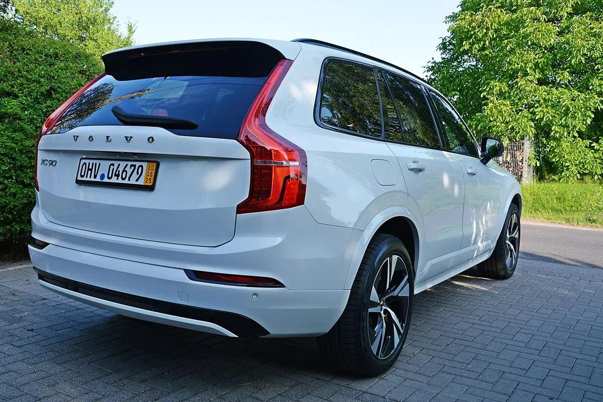 Volvo XC 90 R-Design*Pano*360°*Harman/Kardon*Pilot*Stan Perfekcyjny