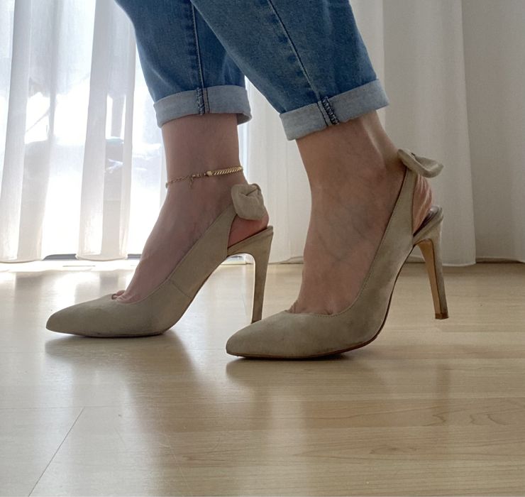 Sapatos com lasso e abertura atrás, Eureka, tamanho 39