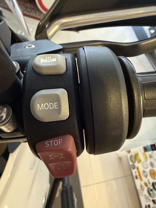 BMW F700GS como nova