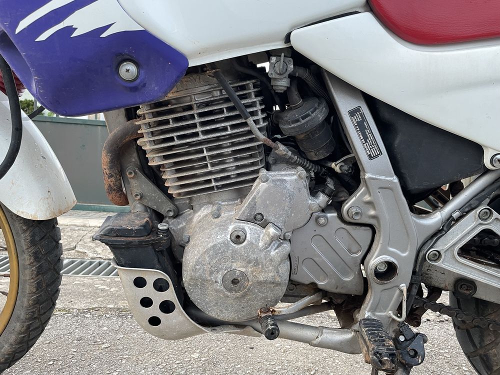 Honda nx 650 Dominator