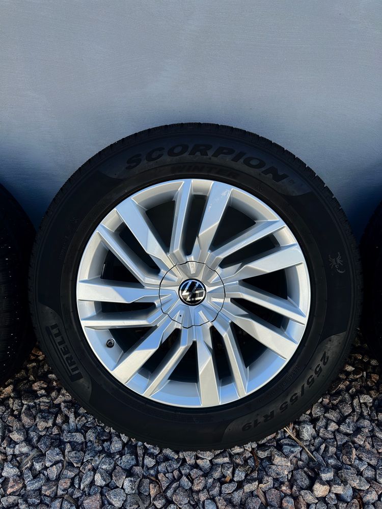 Колеса Volkswagen Touareg 3 R19 5/112/19 Диски VW 19 255/55/19