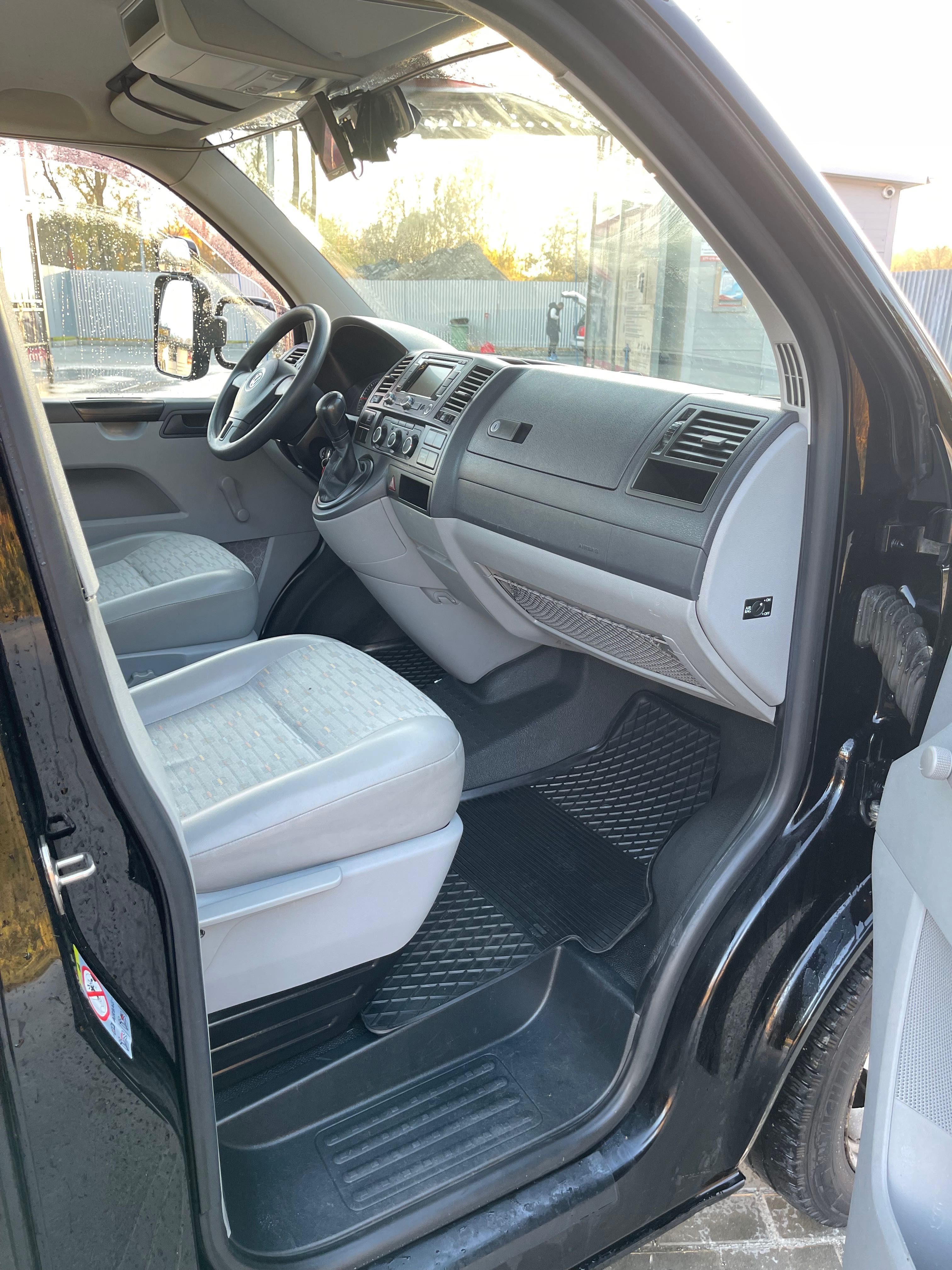 Volkswagen T5Lift 2,0 Aluminiowy 6 metrowy