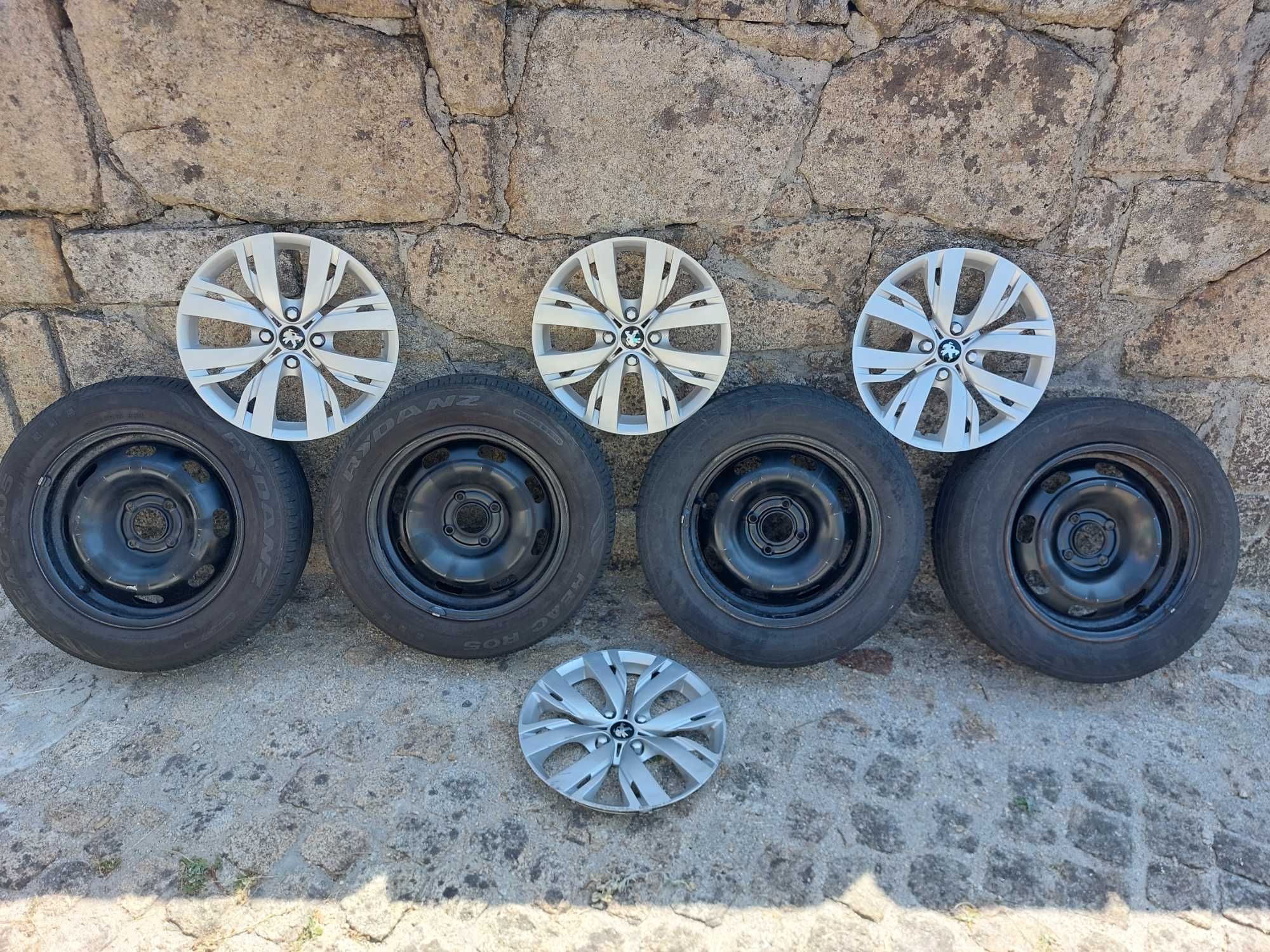 Jantes de ferro com pneus 15 + tampas peugeot