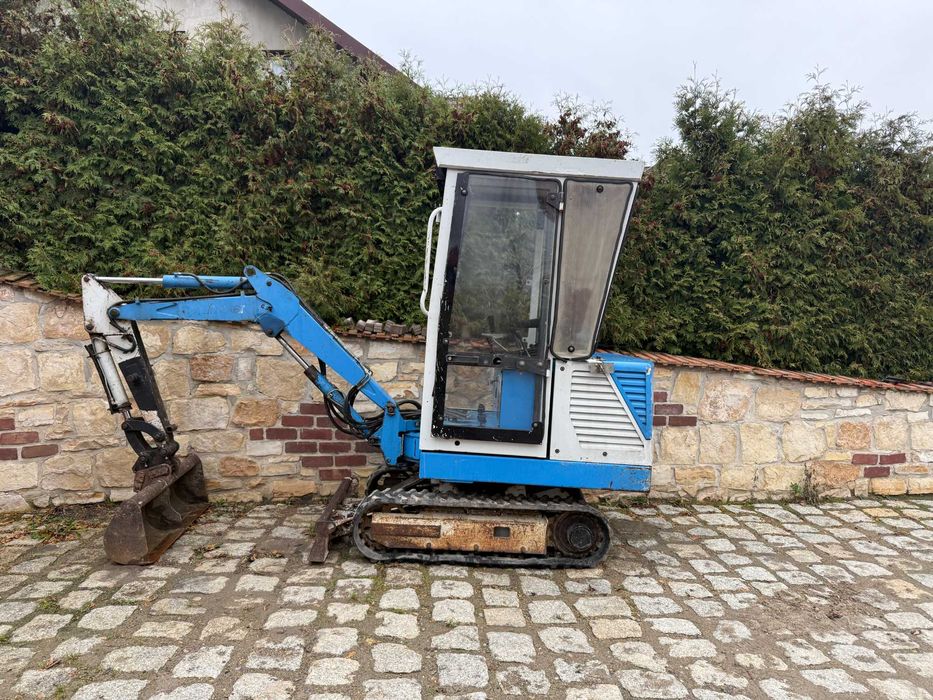 Minikoparka MACMOTER 1995, silnik Perkins 3, masa 1.5 tony