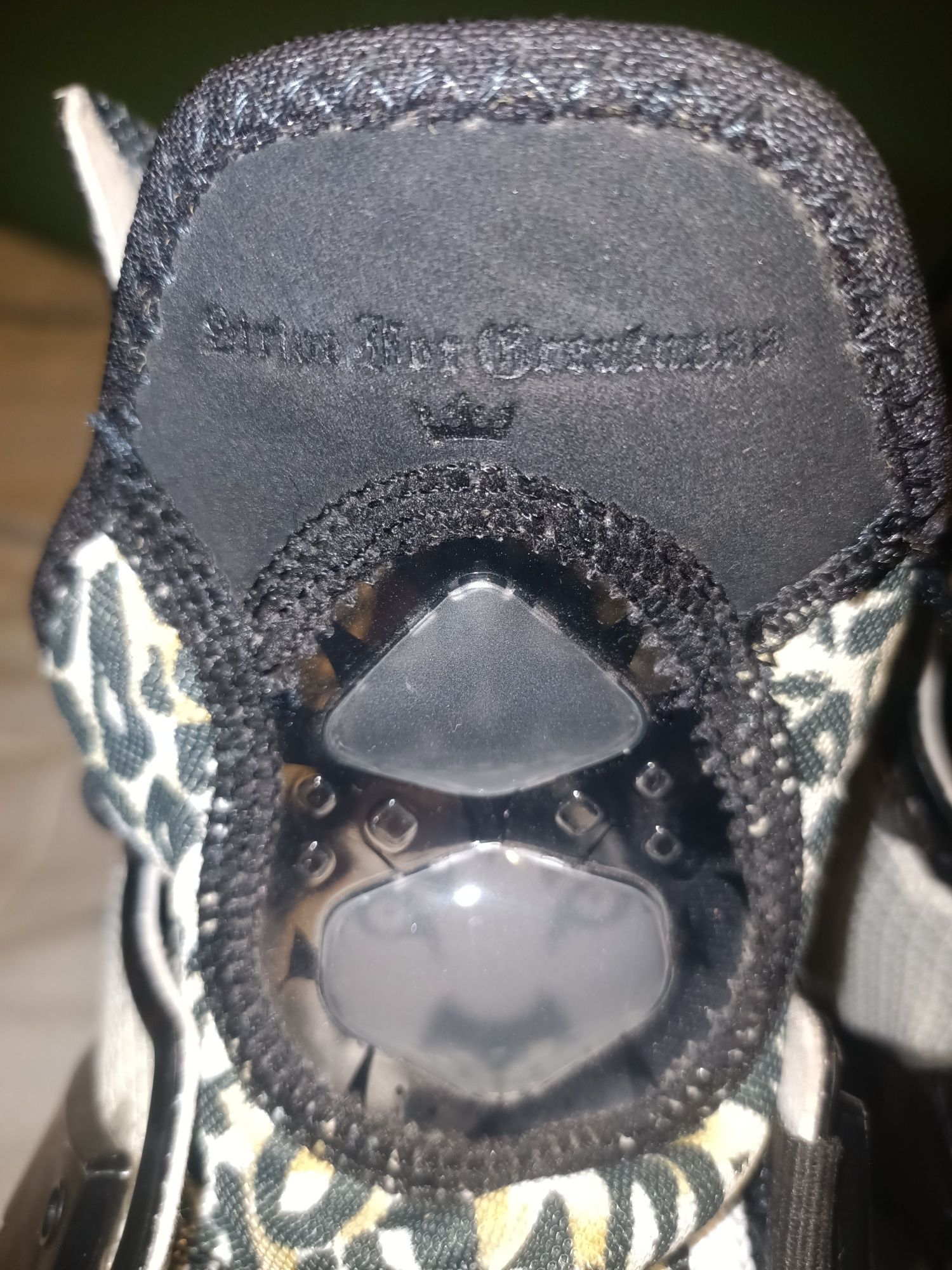 Buty do koszykówki Nike Lebron XIX Royality Metallic Gold