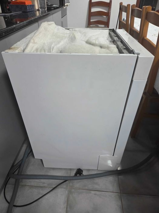 Maquina de lavar loiça usada