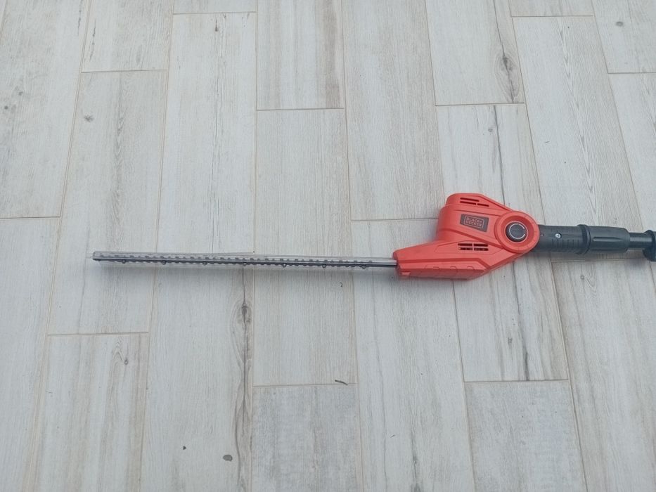 Corta sebes- Black +Decker