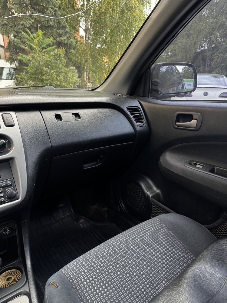 Honda HR-V 2005 год 1.6 Бензин Автомат Кондиционер