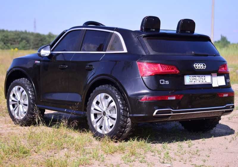 Auto samochód na akumulator AUDI Q5 dwuosobowe wyświetlacz LCD pojazd