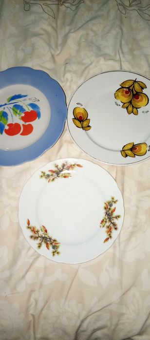 Пара для чаепития.. Тарелки по 8 грн..Чашки.