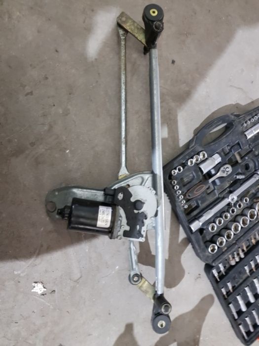 Трапеція двірників БМВ Е53 Е60 Е65 Е70 Е90 Ф10 Ф30 Ф01 Моторчик