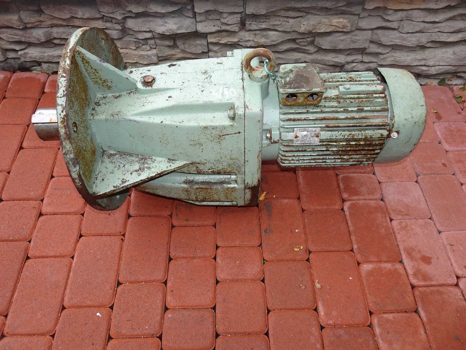 Motoreduktor silnik vem 1,5kw 2,2kw 3kw 4kw  20,25,32,40 obr