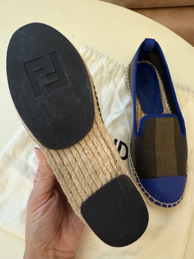 Fendi еспадрильї оригінал