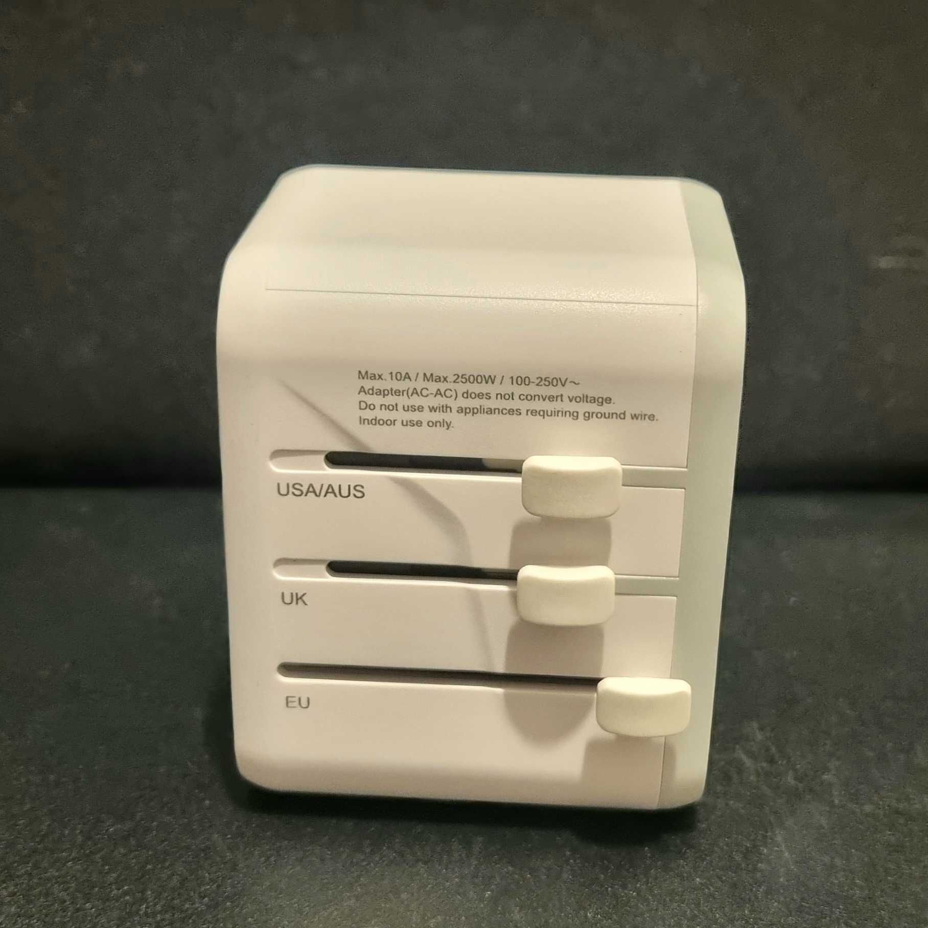 Adapter wtyczki gniazdka podróżny UK EU USA FSTravelIP 10A