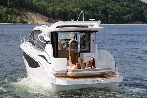 Яхта Galeon 370 HTS