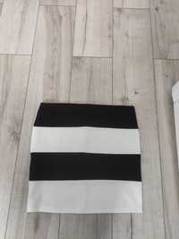 Spódnica w paski mini dopasowana biało czarna