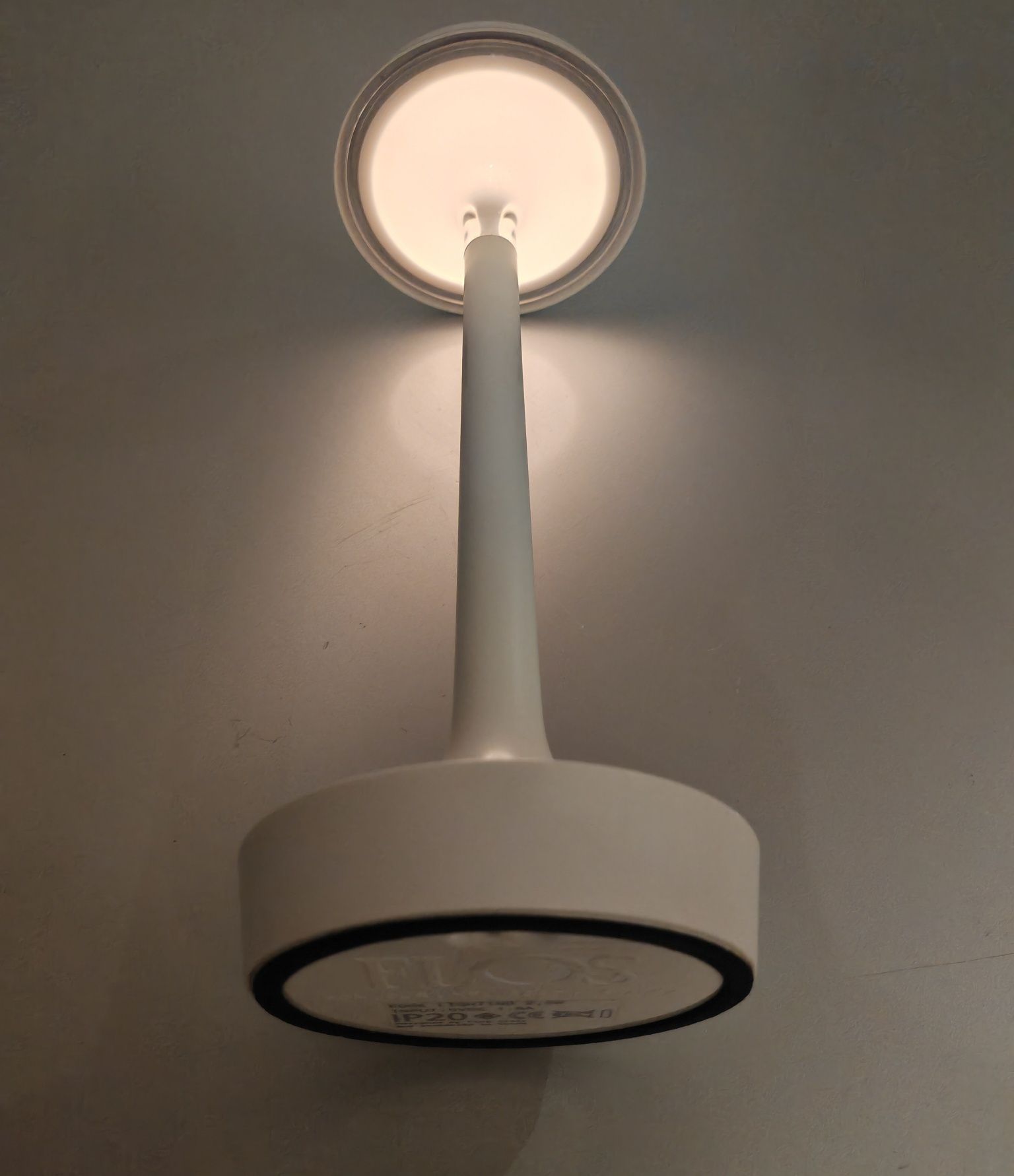 Candeeiro FLOS • BON JOUR UNPLUGGED (USB-C)