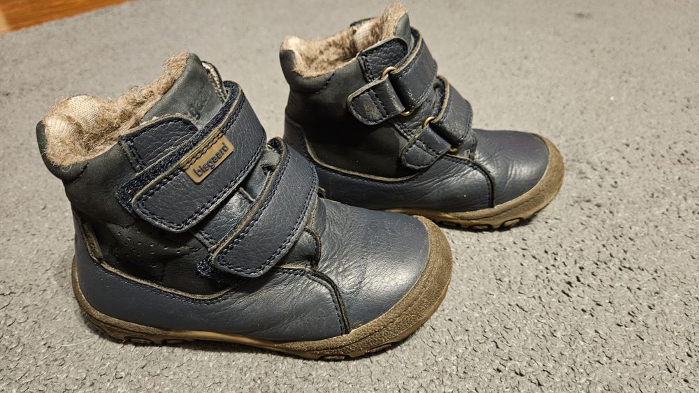 Buciki zimowe, śniegowce, r. 25