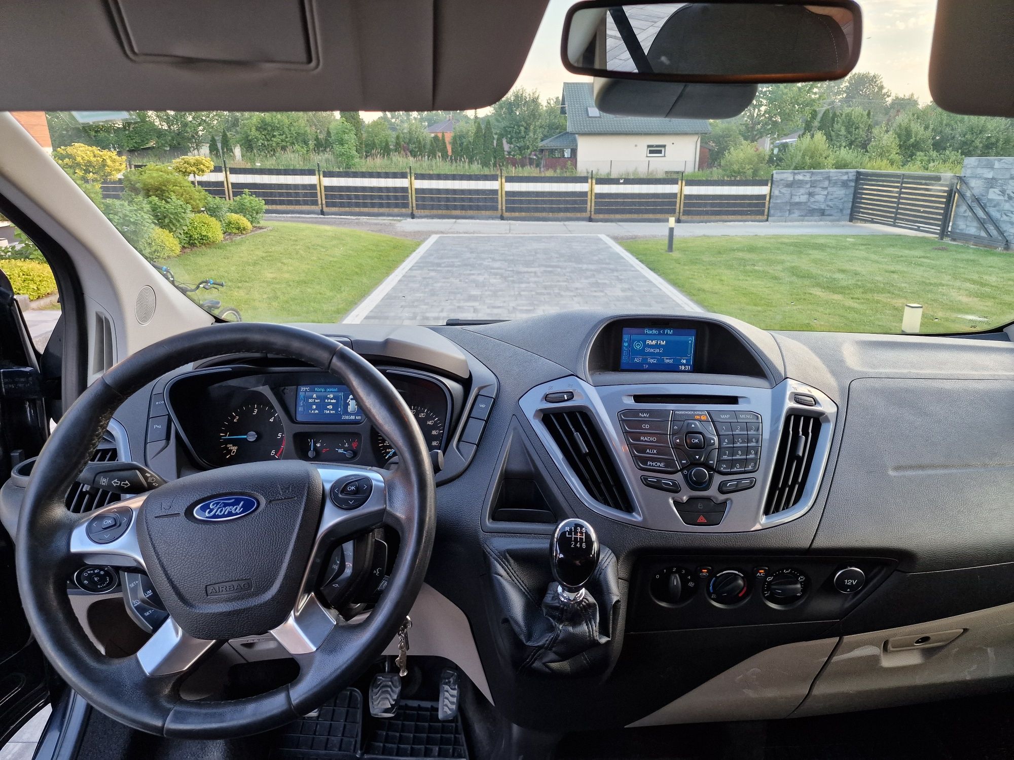 FORD TRANSIT Custom 2.2TDCI 5osobowy brygadowka FV23% 2014r 228.000km