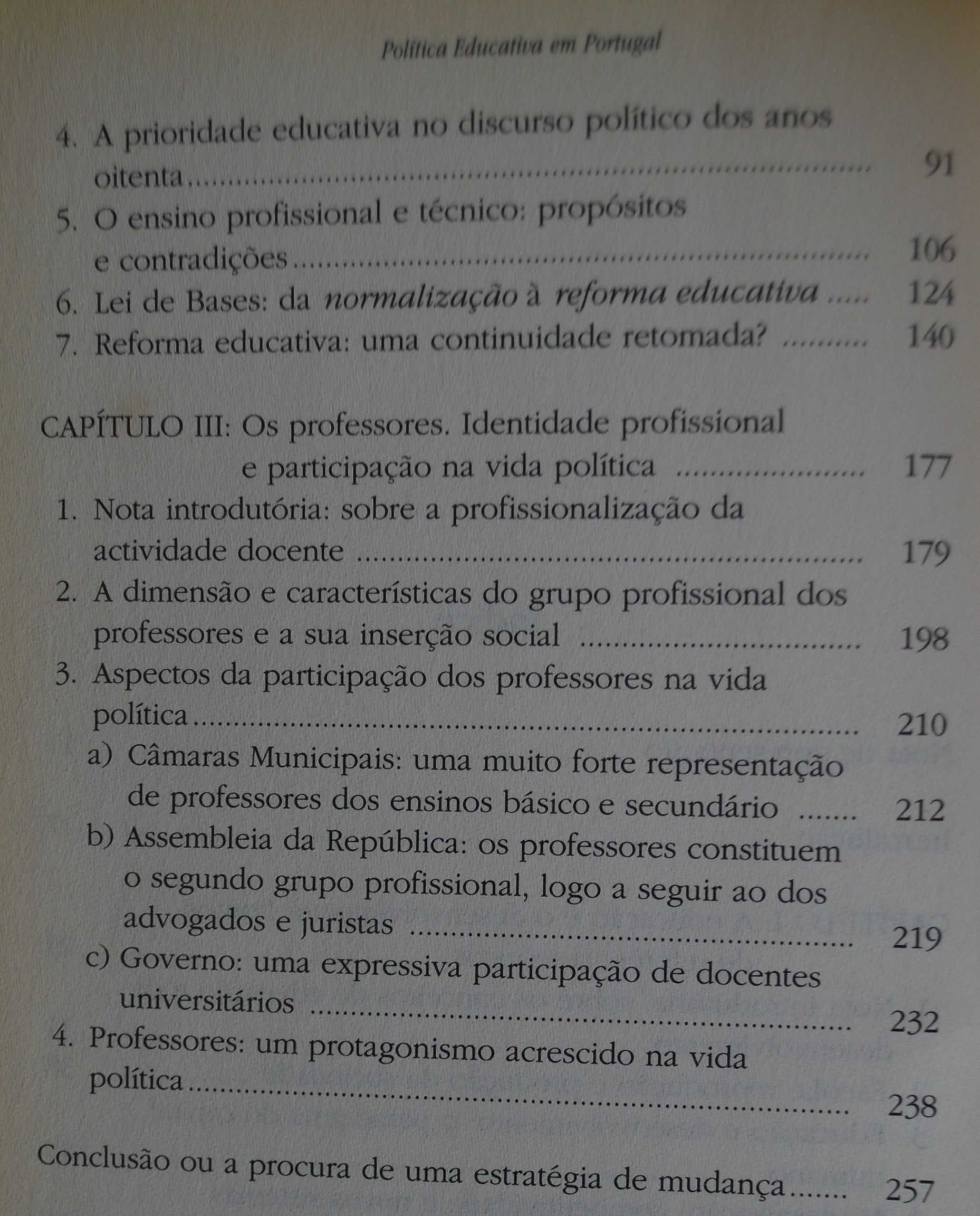 Política Educativa em Portugal de António Teodoro