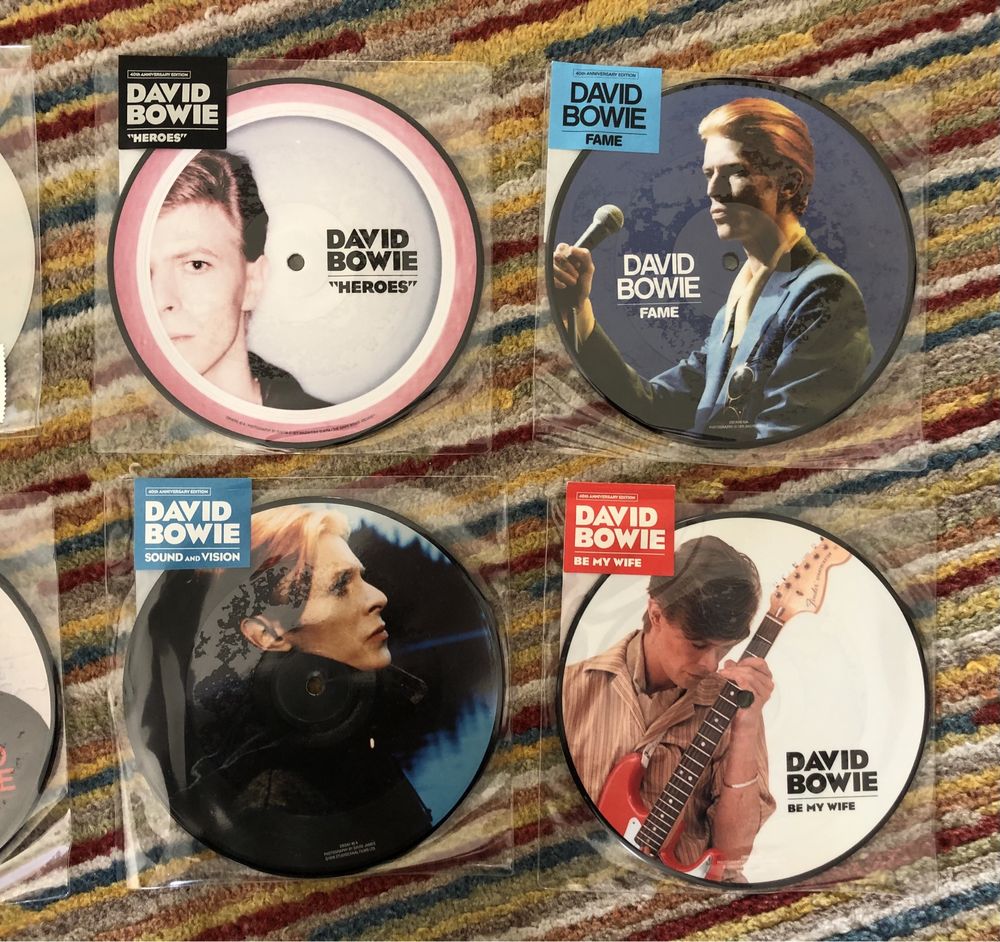 Bowie , Morrissey , Holy Holy picture discs