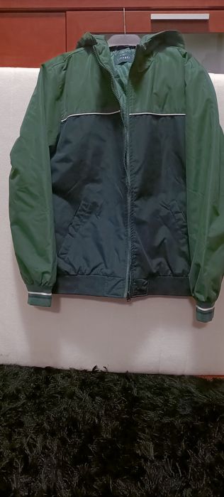 Casaco impermeável acolchoado