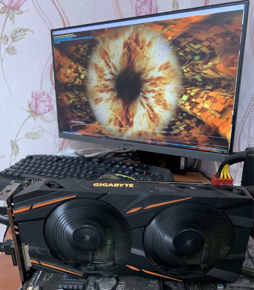 Відеокарта Gigabyte RX 470 4gb хороший стан!