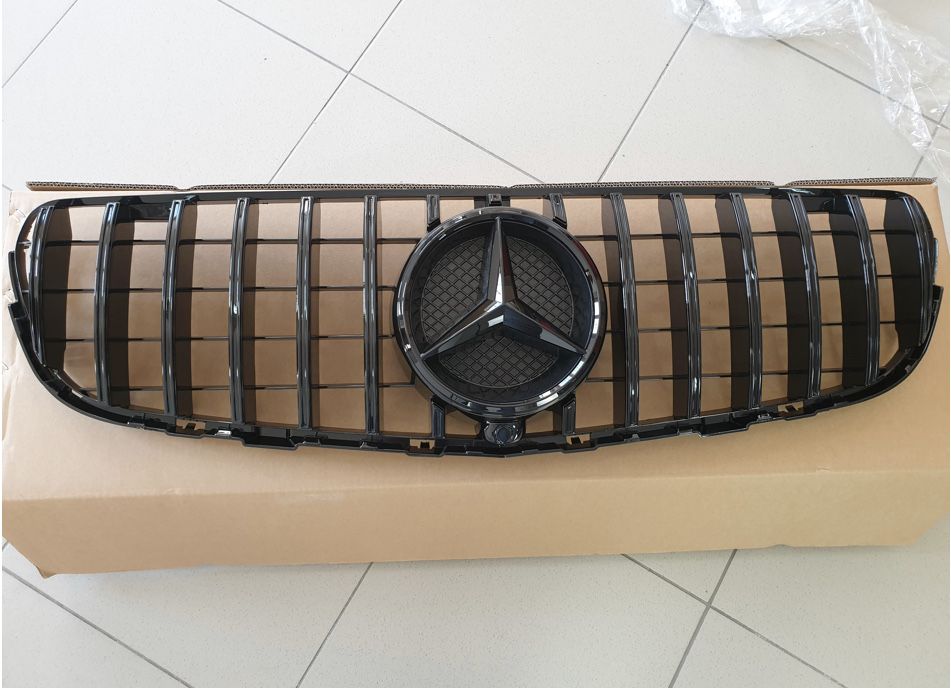 Решетка радиатора Mercedes GLC GLC Купе X253 C253 GT Черная