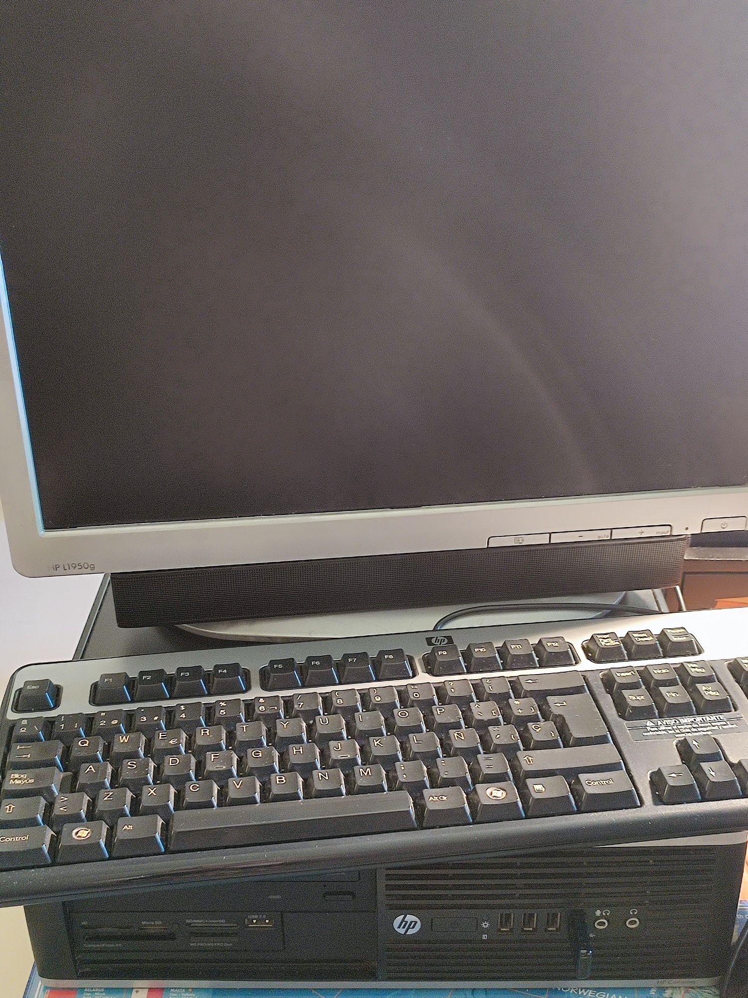 Computador monitor PC e teclado HP Compaq 6200 Pro Intel Pentium Win 7