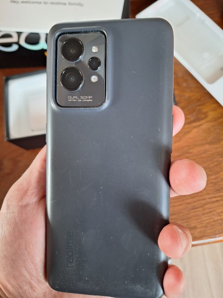 Realme gt 2 pro smartfon