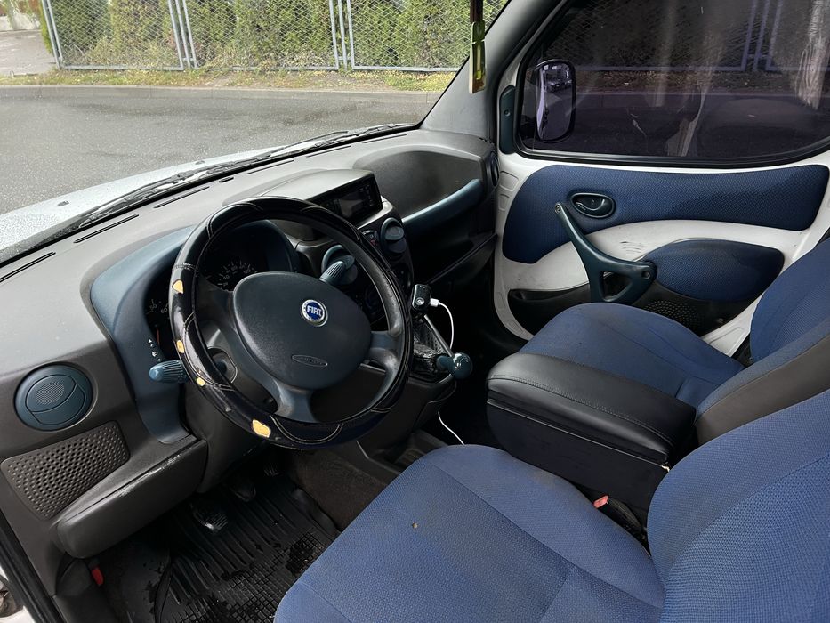 Fiat Doblo 2003 року - 1.9 турбодизель.