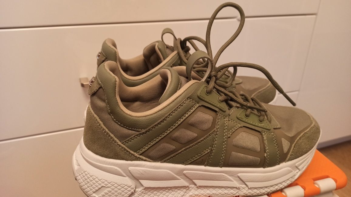 Buty sportowe Roberto Rosso
