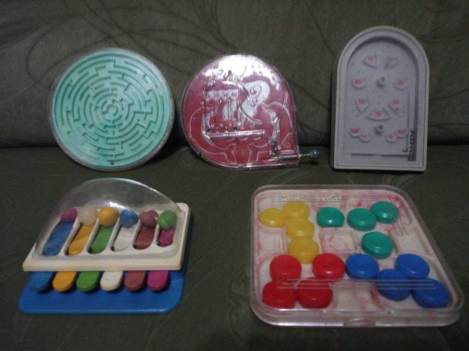 Іграшки ссср  солдатікі, машинкі... та інше.