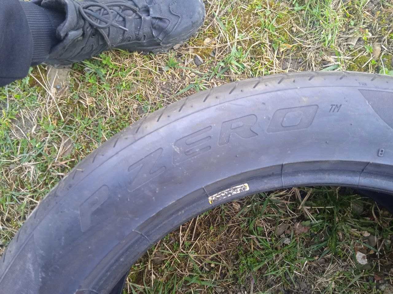 Продам комплект резини Pirelli