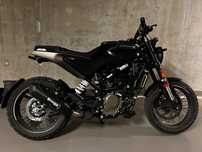 Husqvarna Svartpilen Husqvarna Svartpilen 125 | 2022 | 1 650 km | Pierwszy właściciel |
