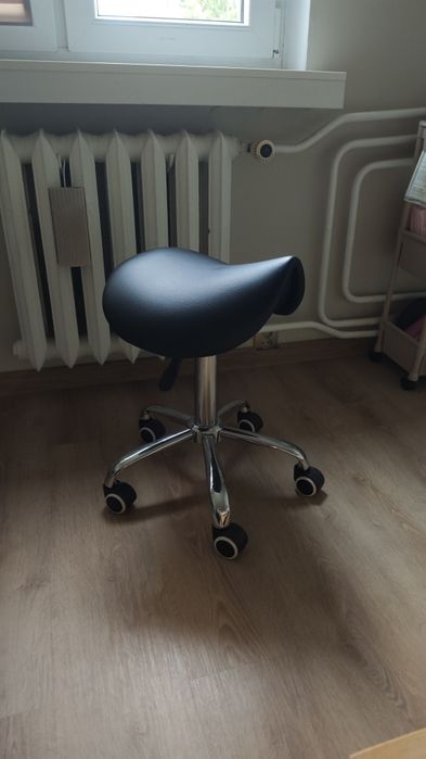 Taboret kosmetyczny