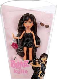 Модна лялька Bratz x Kylie Jenner Day Fashion  денний образ