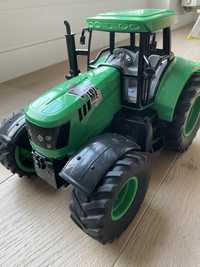 Duży traktor zabawka