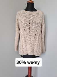 Beżowy sweter 30% wełny L XL